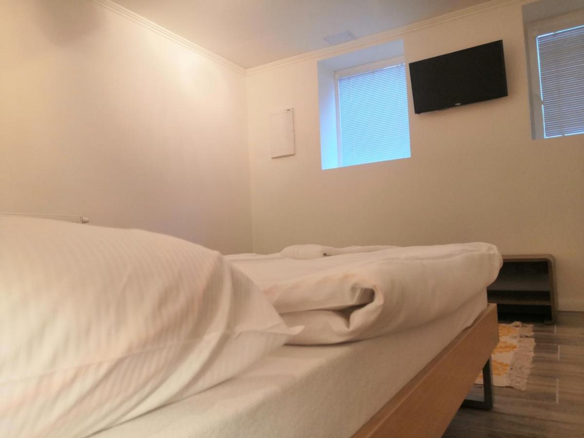 Vehlovice Apartments Melnik Bagian luar foto
