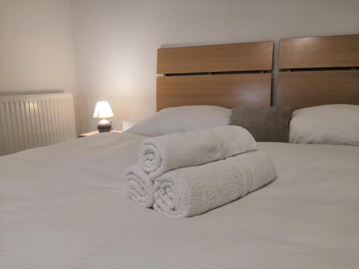 Vehlovice Apartments Melnik Bagian luar foto
